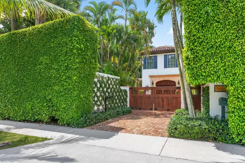 420 Brazilian Ave, Palm Beach, FL 33480