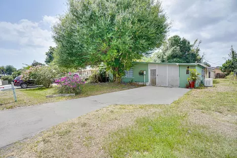 1009 Hispana Ave, Fort Pierce, FL 34982