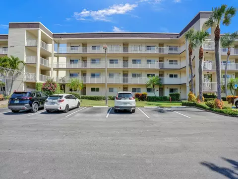 4735 Lucerne Lakes Blvd E #209, Lake Worth, FL 33467