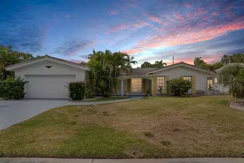 682 SW 3rd St SW, Boca Raton, FL 33486 photo 1