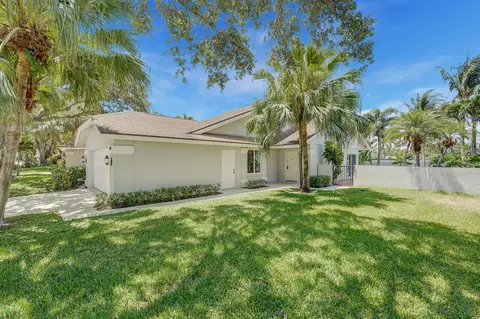 228 Ridge Rd, Jupiter, FL 33477 photo 4