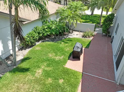 228 Ridge Rd, Jupiter, FL 33477 photo 9