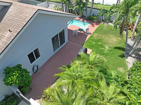 228 Ridge Rd, Jupiter, FL 33477 photo 8