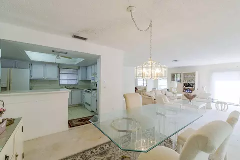 5635 SE Miles Grant Rd, Stuart, FL 34997 photo 9