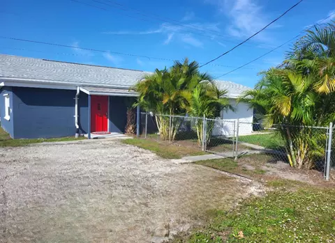 1013 3rd St, Okeechobee, FL 34974 photo 5