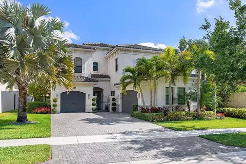 9729 Vitrail Ln, Delray Beach, FL 33446