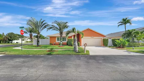10201 SW 16th Ct, Davie, FL 33324