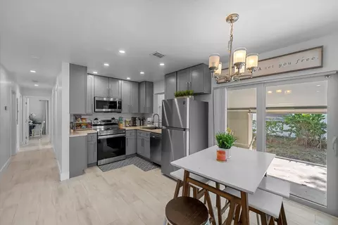 210 6th St, Jupiter, FL 33458 photo 12