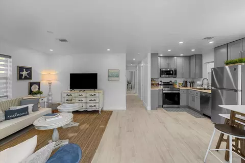 210 6th St, Jupiter, FL 33458 photo 7