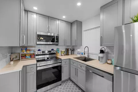 210 6th St, Jupiter, FL 33458 photo 11