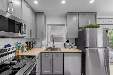 210 6th St, Jupiter, FL 33458 photo 10