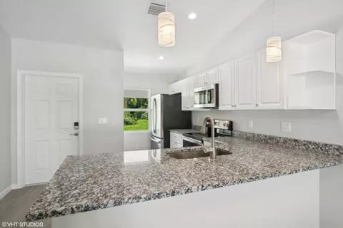 5860 SE Normandy Ave, Stuart, FL 34997 photo 5