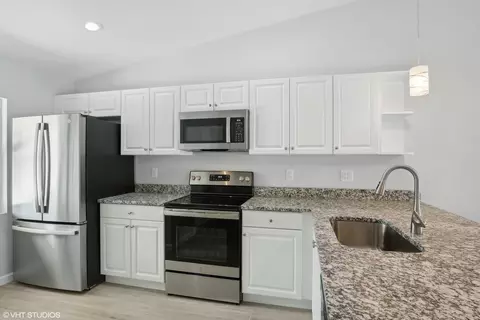 5860 SE Normandy Ave, Stuart, FL 34997 photo 2