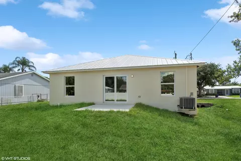5860 SE Normandy Ave, Stuart, FL 34997 photo 23