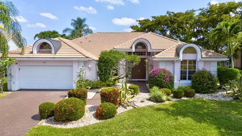 7677 Dorchester Rd, Boynton Beach, FL 33472