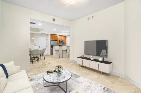 701 S Olive Ave #807, West Palm Beach, FL 33401