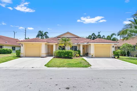 6557 Marissa Cir, Lake Worth, FL 33467