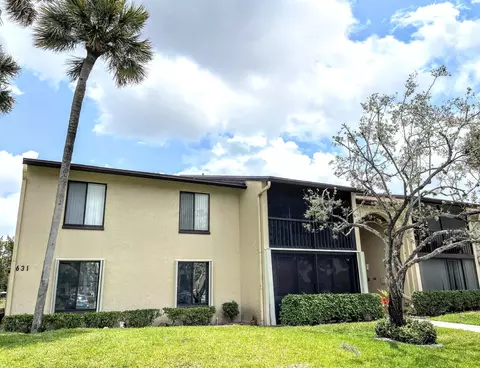 631 Sea Pine Way #A2, Greenacres, FL 33415