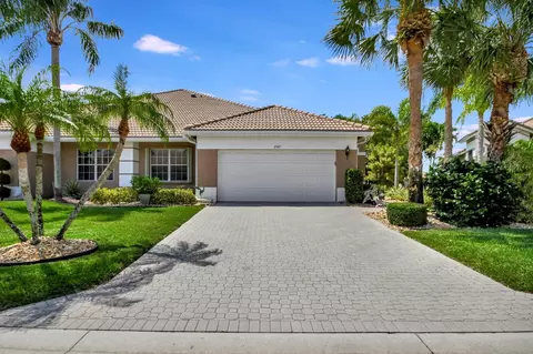 6907 Cairnwell Dr, Boynton Beach, FL 33472
