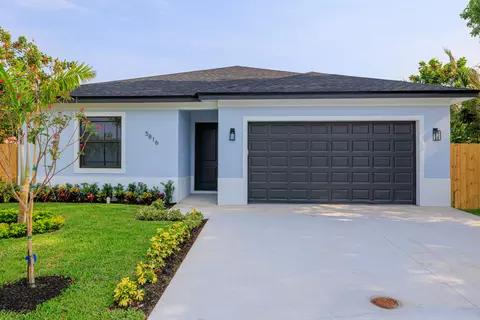 5816 Tiffany Pl, West Palm Beach, FL 33417