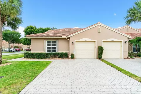 8475 Logia Cir, Boynton Beach, FL 33472