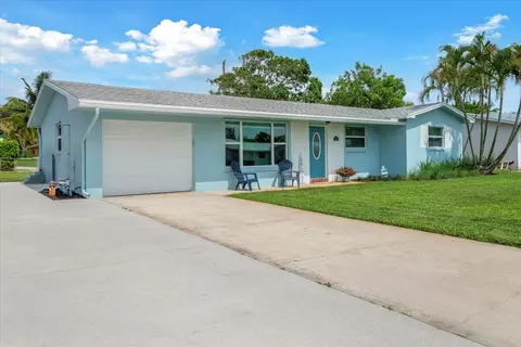 19025 SE Southgate Dr, Jupiter, FL 33469