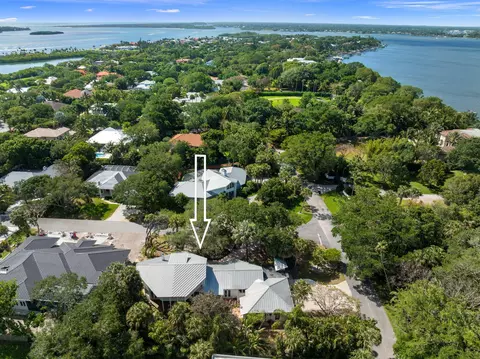 12 Oakwood Dr, Sewalls Point, FL 34996 photo 5