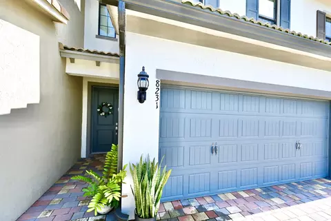 8231 Cadre Noir Rd, Lake Worth, FL 33467