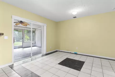 6028 SE Avalon Dr, Stuart, FL 34997 photo 8