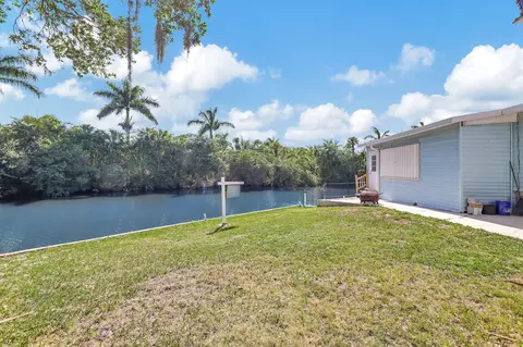 7820 SE Fork River Dr, Stuart, FL 34997 photo 17
