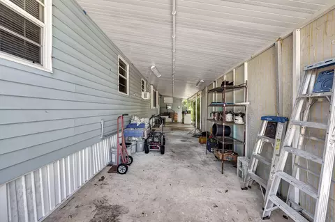 7820 SE Fork River Dr, Stuart, FL 34997 photo 3