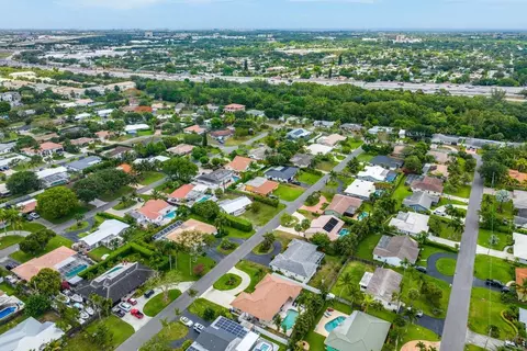 1963 Bonnie St, Boca Raton, FL 33486