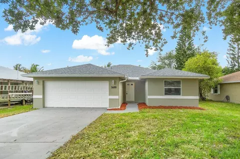 3688 SE Upper St, Stuart, FL 34997