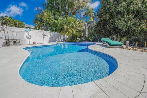 925 SW Rustic Cir, Stuart, FL 34997 photo 10