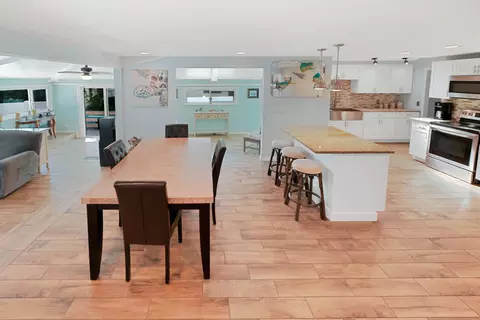 925 SW Rustic Cir, Stuart, FL 34997 photo 25