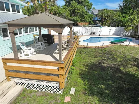 925 SW Rustic Cir, Stuart, FL 34997 photo 9