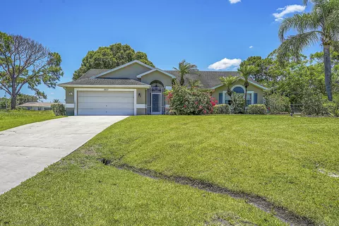 2822 SW Teulon Ct, Port Saint Lucie, FL 34953