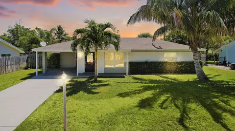 1509 Venus Ave, Jupiter, FL 33469