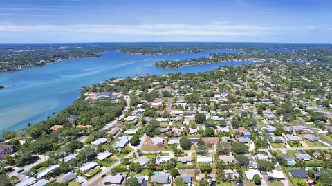 1509 Venus Ave, Jupiter, FL 33469 photo 8