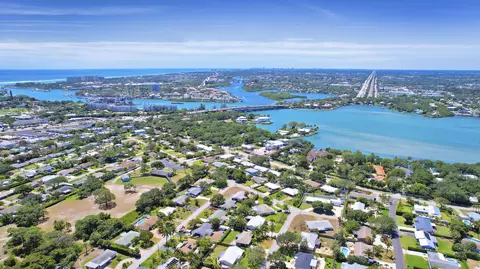 1509 Venus Ave, Jupiter, FL 33469 photo 7