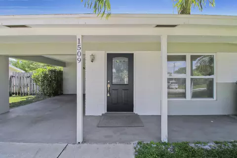 1509 Venus Ave, Jupiter, FL 33469 photo 35
