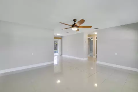 1509 Venus Ave, Jupiter, FL 33469 photo 10