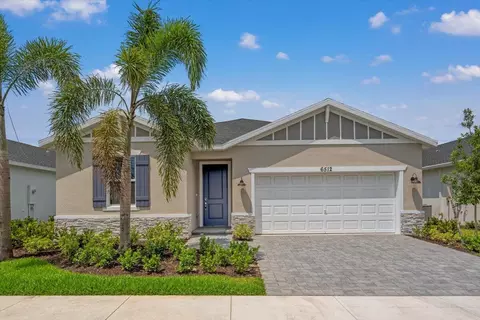 6624 NW Cloverdale Ave, Port Saint Lucie, FL 34987