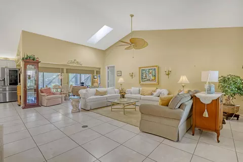 5010 SE Hanson Cir, Stuart, FL 34997 photo 8