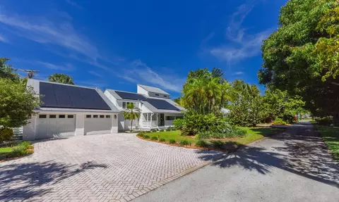 228 SE Pelican Dr, Stuart, FL 34996 photo 5