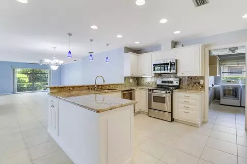 316 River Dr, Tequesta, FL 33469 photo 10