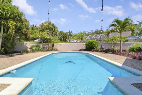 316 River Dr, Tequesta, FL 33469 photo 2