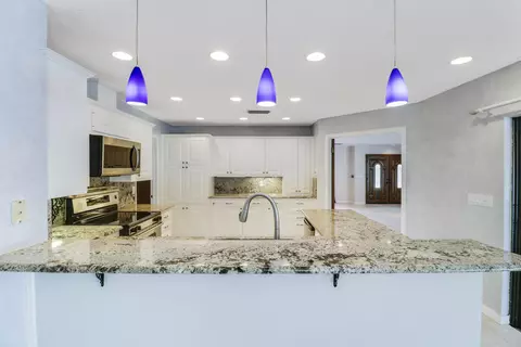 316 River Dr, Tequesta, FL 33469 photo 11