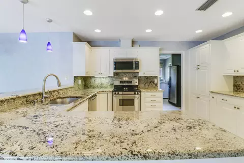 316 River Dr, Tequesta, FL 33469 photo 13
