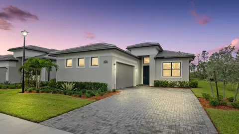 2149 SE Mosaic Blvd, Port Saint Lucie, FL 34984